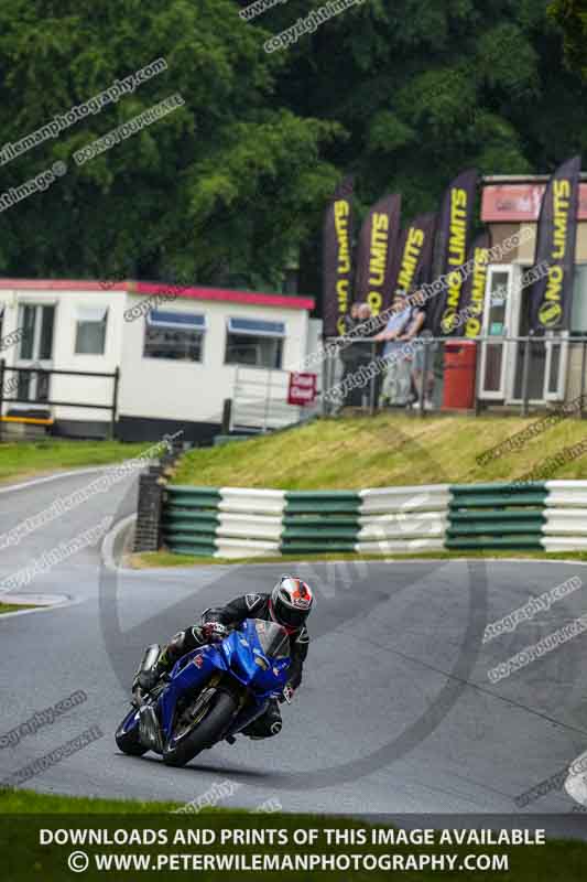 cadwell no limits trackday;cadwell park;cadwell park photographs;cadwell trackday photographs;enduro digital images;event digital images;eventdigitalimages;no limits trackdays;peter wileman photography;racing digital images;trackday digital images;trackday photos